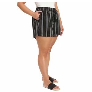 NWT Briggs Ladies Linen Blend Short BLACK Stripes - size M